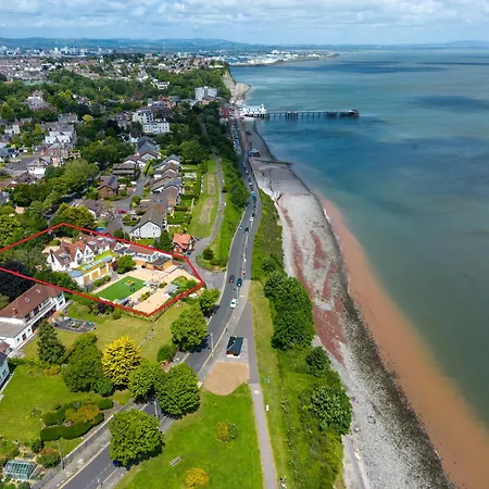 Holm House - Stylish Coastal Suites - Hedd Spa - Silures Bar & Restaurant-2